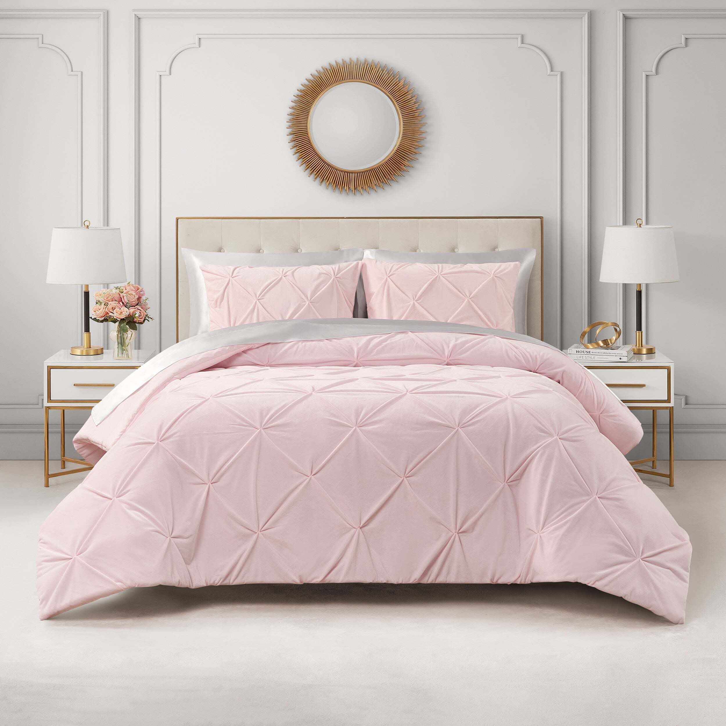 Kiss Pleat Micromink Comforter Set