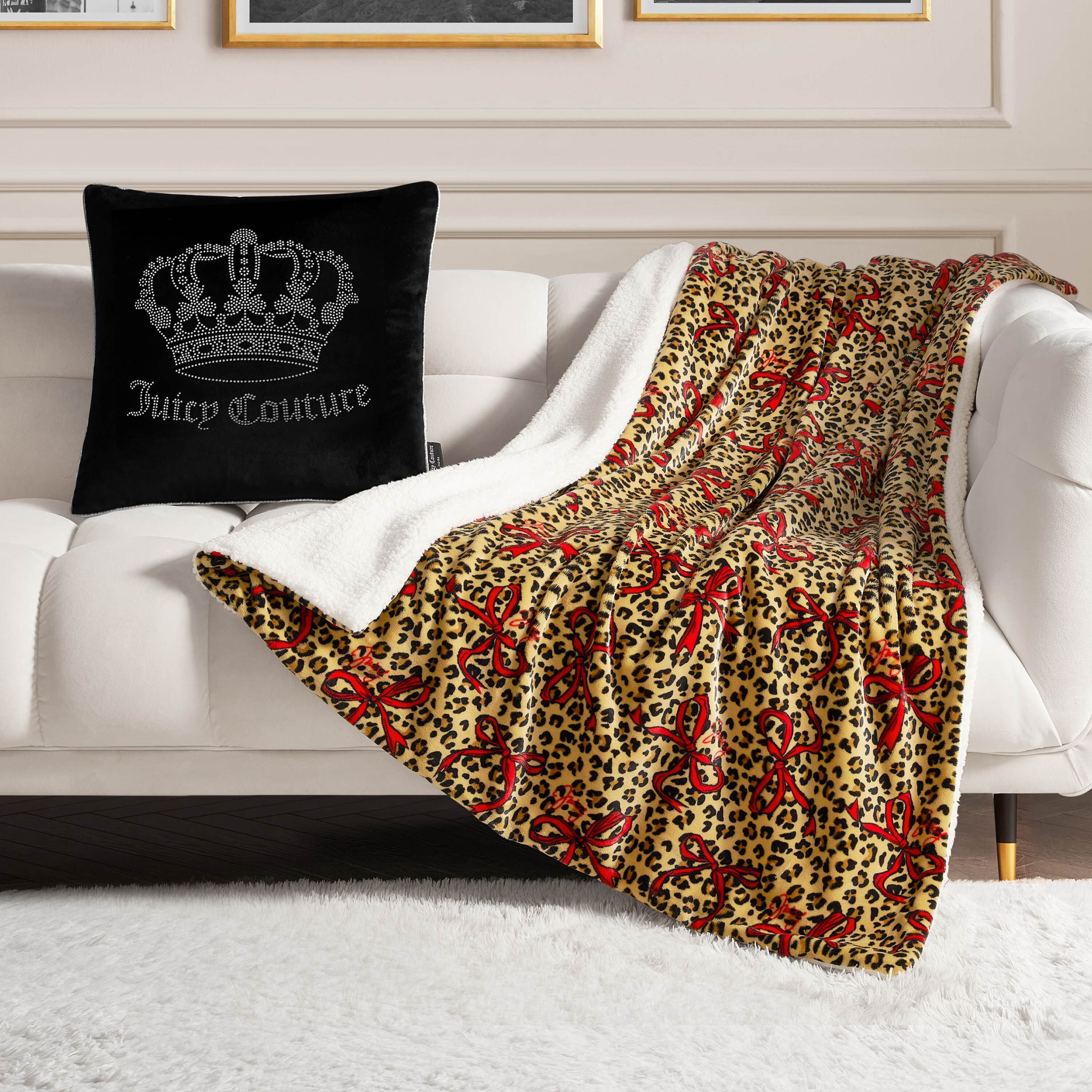 Plush Reversible Sherpa Throw Blanket